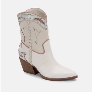 Dolce Vita Loral Booties